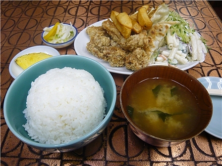 餃子ライス からあげつき 餃子ライス からあげつき