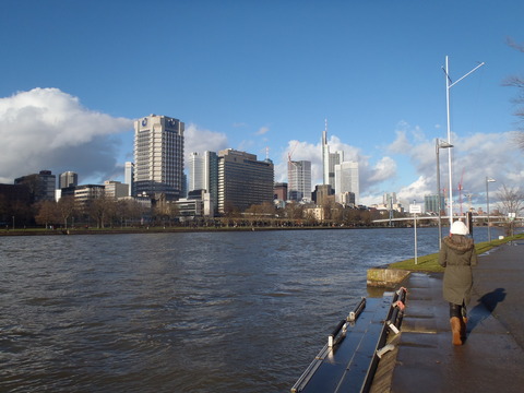 P2162268