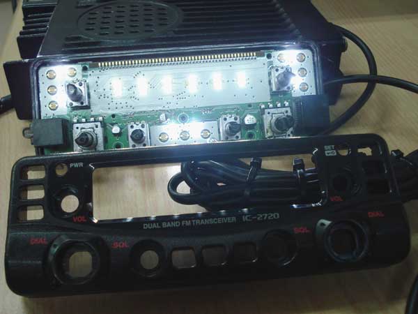 ICOM（アイコム）無線機 IC-2720 LED打ち換え : つれづれなるままのLED Factory店長ブログ