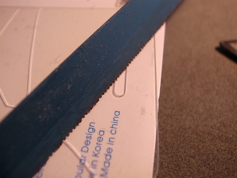 R0015402