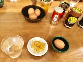 テーブル