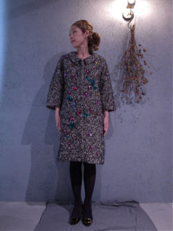 muveilミュベールビニール刺繍コート