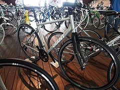 GIANT ESCAPE AIR サイズS 2013年「ESCAPE AIR」 NEWモデル入荷しました♪ ｜ ジャイアント