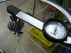 トルクレンチで40nm