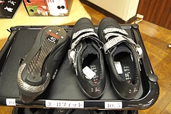 R1シューズ