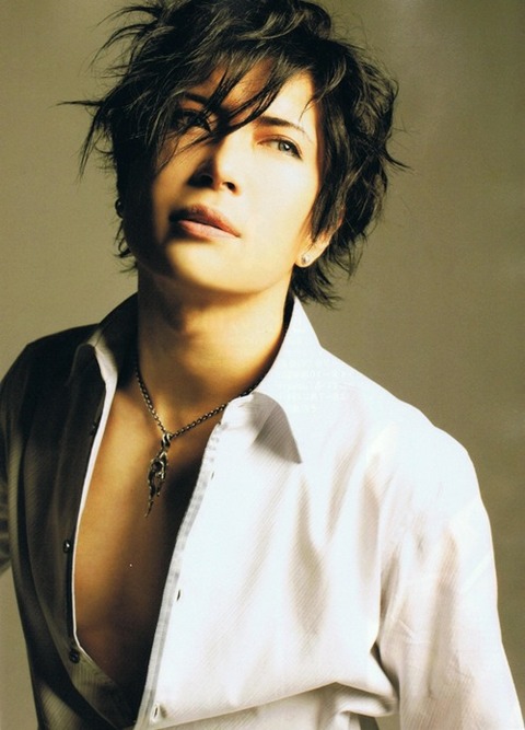GACKT+foolsmate_052009_3