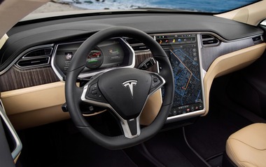 model-s-interior1_1920x1200