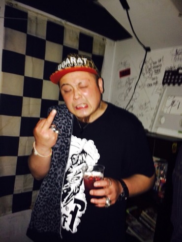 2014-06-07-00-30-34