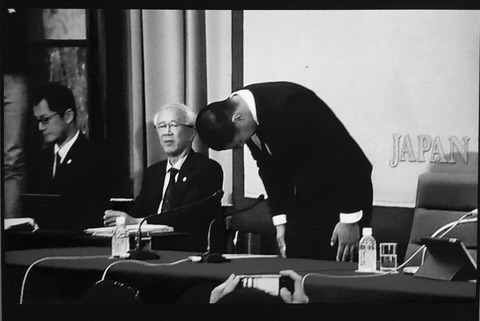 D5B5F83F-F76C-426A-890E-2A8194FE1EDA