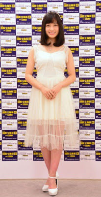 橋本環奈 ドレス
