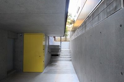 A06