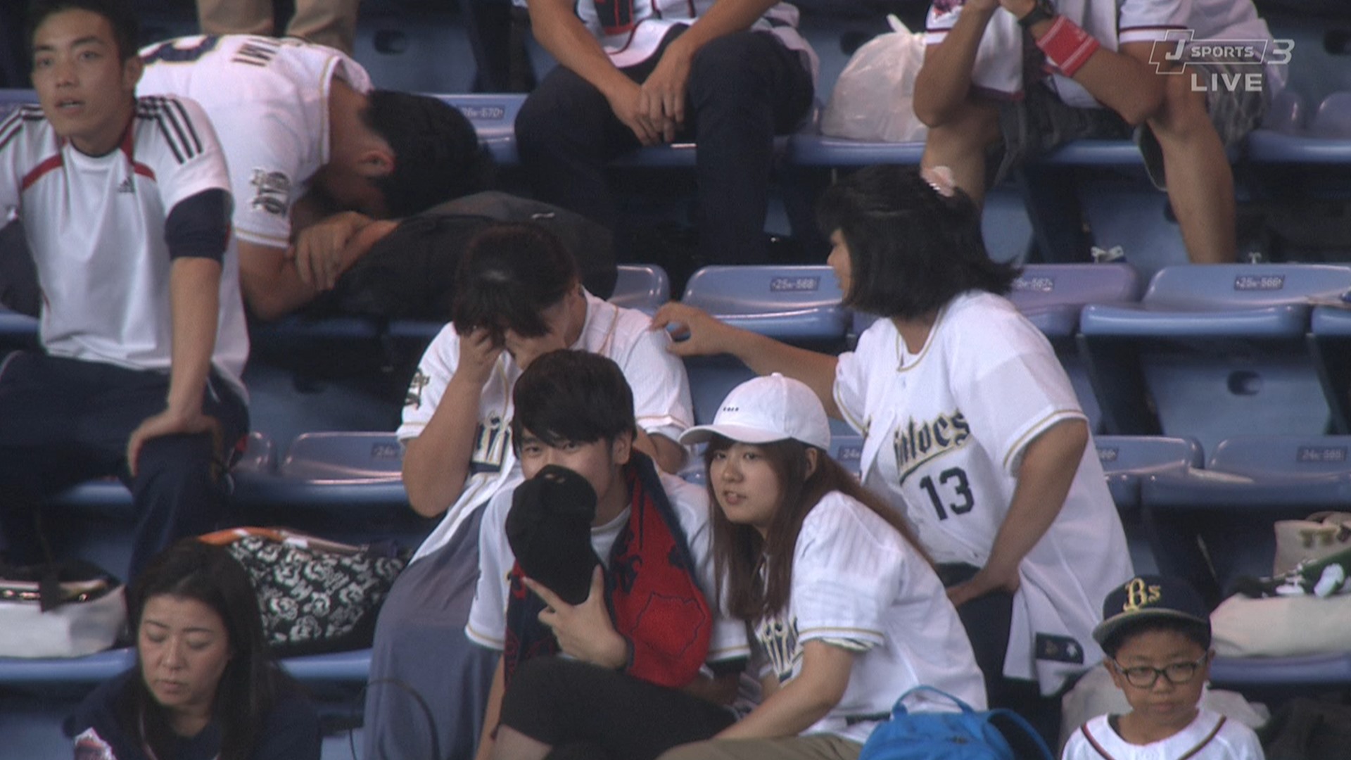 킵j 	YouTube>1{ ->摜>13 