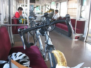 1016車内1