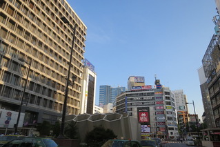 061900