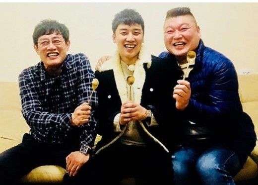 【BIGBANG NEWS】BIGBANGのV.I、イ・ギョンギュ&カン・ホドンとの3ショット公開“満面の笑顔”