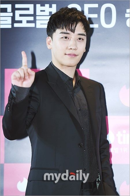 【BIGBANG NEWS】BIGBANGのV.I、YG歌手のカムバックが遅れる理由に言及