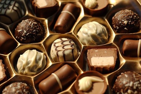 Thorntons_-_8941194_174414c