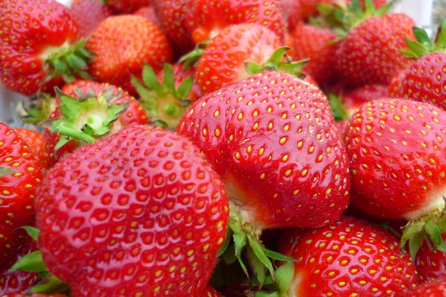 6_strawberries
