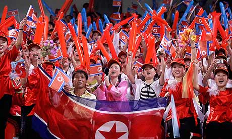 North-Korean-fans-007