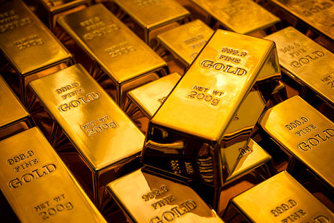 gold-ingots-picture-id172446421