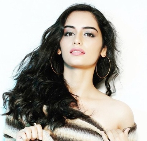 Manushi-Chhillar-9