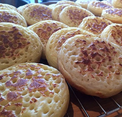crumpets-crop-u221