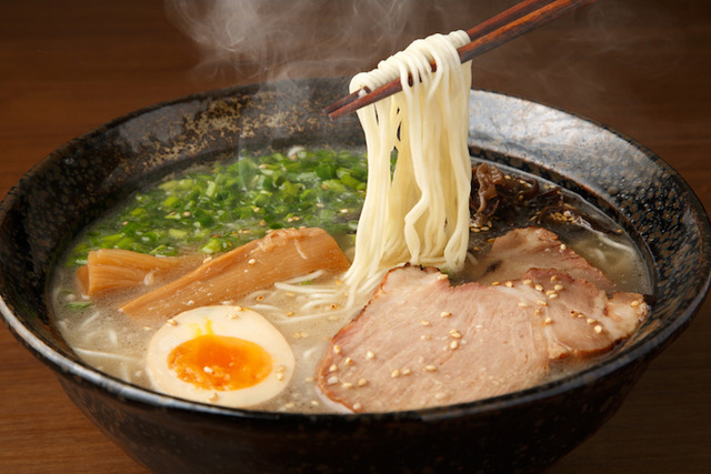 japanese-noodles-tonkotsu-ramen