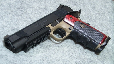 東京マルイ M.E.U. PISTOL PachmayrGM-ALS グリップ装備 東京マルイ M.E.U. PISTOL PachmayrGM-ALS グリップ装備