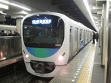 西武鉄道30000系電車(高田馬場駅にて、'17.01.31撮影)