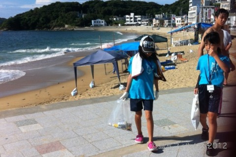 ウミガメ隊_クリーンアップ_#seaturtle_2012-08-06 11-38-57 (3)