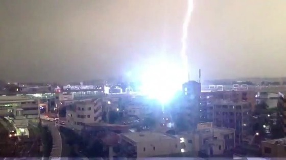 小田急線に雷が落ちた5