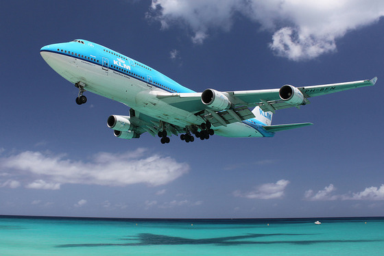 マホビーチの空港8