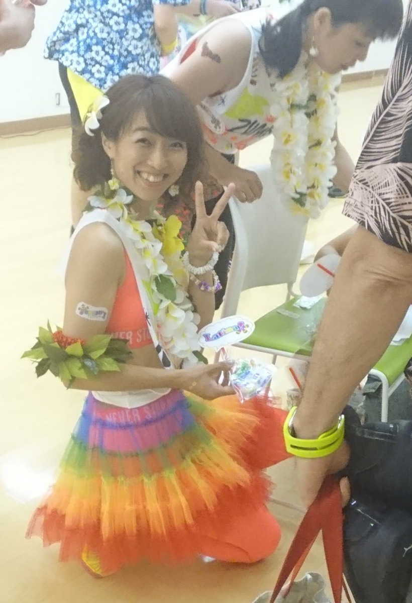 会場で受付中のmikaさんとみなさん