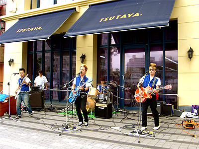 live2
