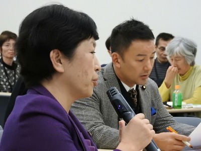 余計な尻押し