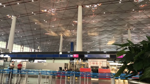 CF027E59-5DAD-4AF5-B239-9E11799C1947