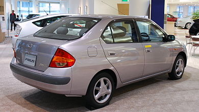 390px-1997_Toyota_Prius_01