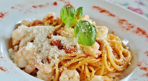 自分でパスタ茹でても全然コスパ良くなくね?