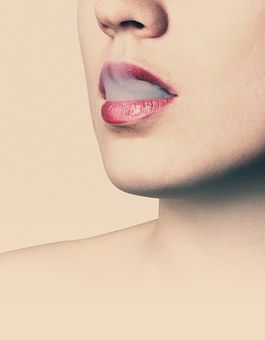 lips-374516__340