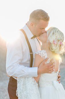 wedding-2121789__340
