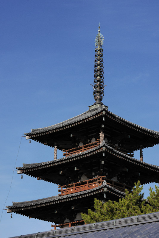 Horyuji_TOUINGARAN-1