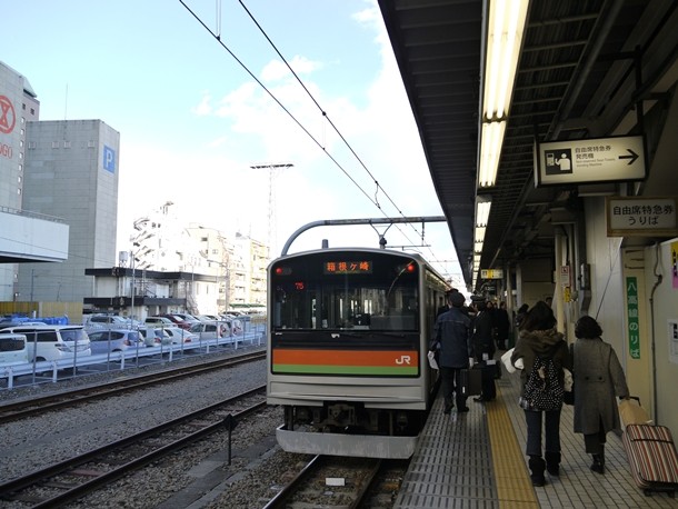 20110222011