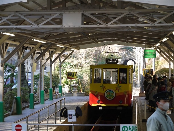 20110203004