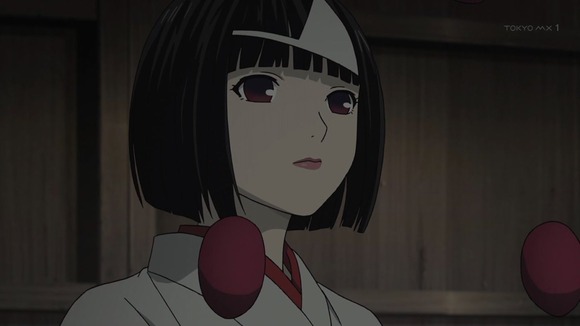 367129
