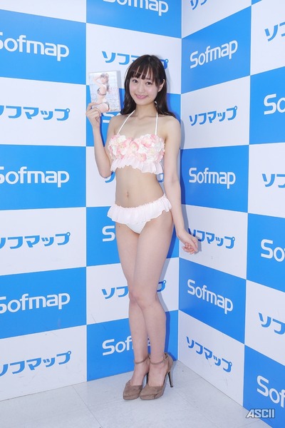 hitomi_13_c_800x1200