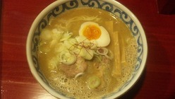 豆から仕込んだ手作りみそのラーメン