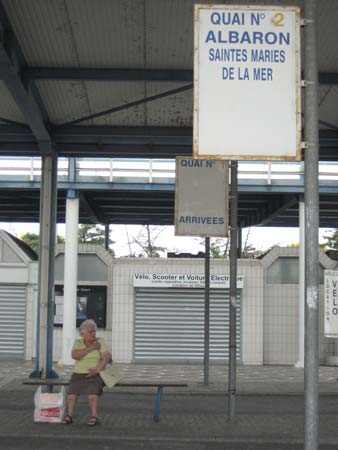 Arles bustei