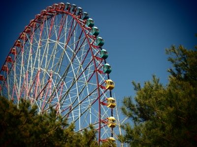 085