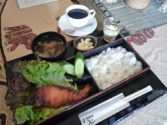 カフェまろうど