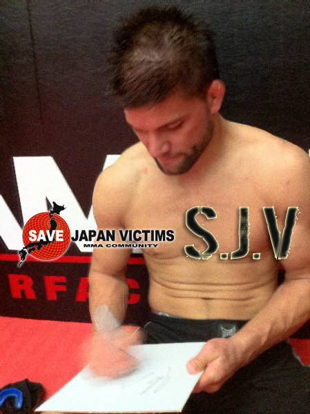 ◇ジョシュ・トムソン 直筆サイン入りトレーディングカード トレカ MMA 